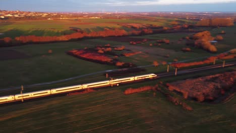 tren de alta velocidad alemán vía de ferrocarril de hielo. vista aérea