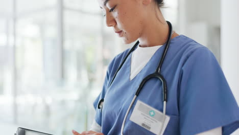 Healthcare,-woman-and-doctor-with-tablet