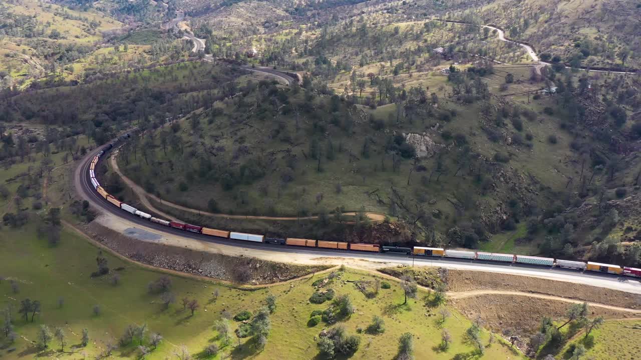 BNSF Trains passing threw The Tehachapi Loop California