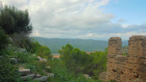 Mirador-En-El-Castillo-De-Santa-Magdalena-De-Pulpis-Permanece-En-La-Provincia-De-Castellon,-España