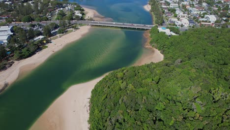 Tallebudgera-Creek,-Bridge-And-Green-Rainforest-At-Burleigh-Headland-In-QLD,-Australia