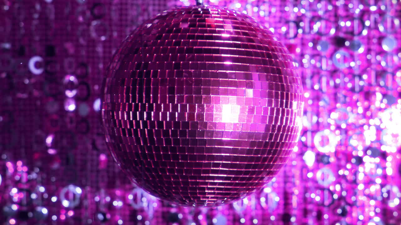 Pink Discoball 32