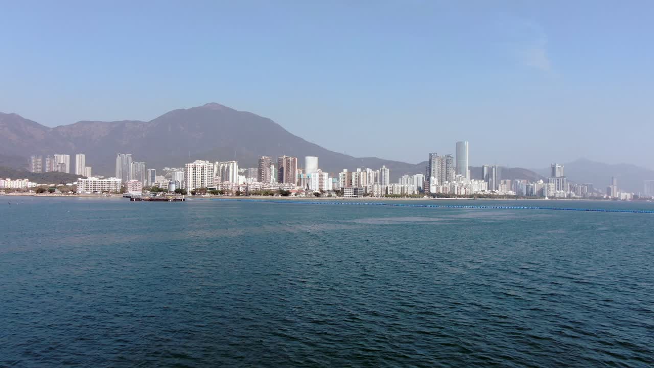 vista aérea sobre la costa de shenzhen en un hermoso día claro
