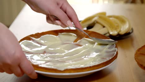 application of condensed milk on baked cakes