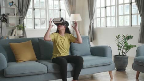 child experiencing virtual reality headset