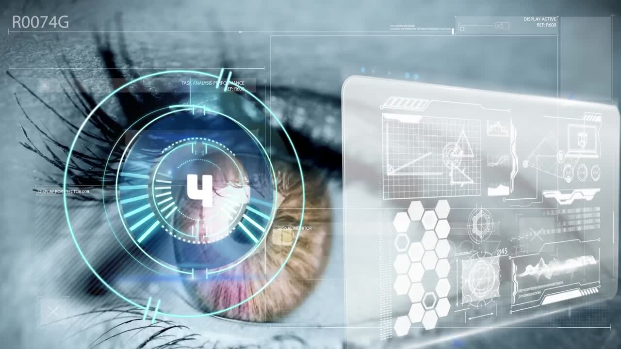 animación del círculo de procesamiento con conteo y datos en pantalla digital sobre el ojo de una mujer caucásica