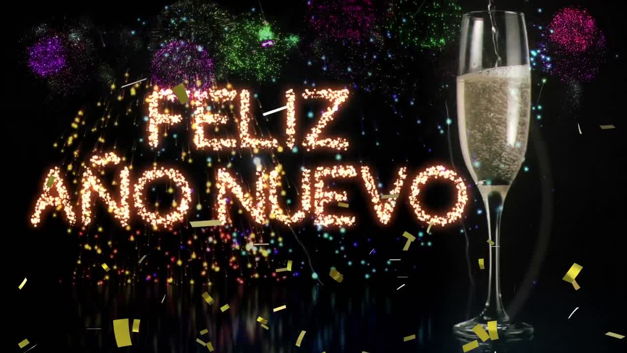 animación de fuegos artificiales y texto feliz año nuevo sobre fondo negro