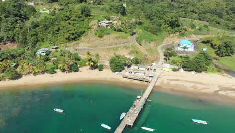 imágenes de drones de la bahía de parlatuvier ubicada en el extremo noroeste de tobago, es una joya escondida