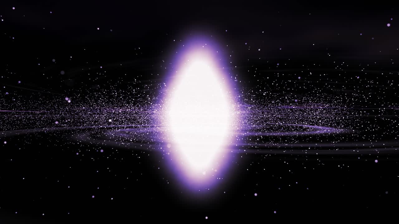 주변 별과 구름 고리가 있는 빛나는 은하 중심의 위쪽에서 아래쪽으로 기울기