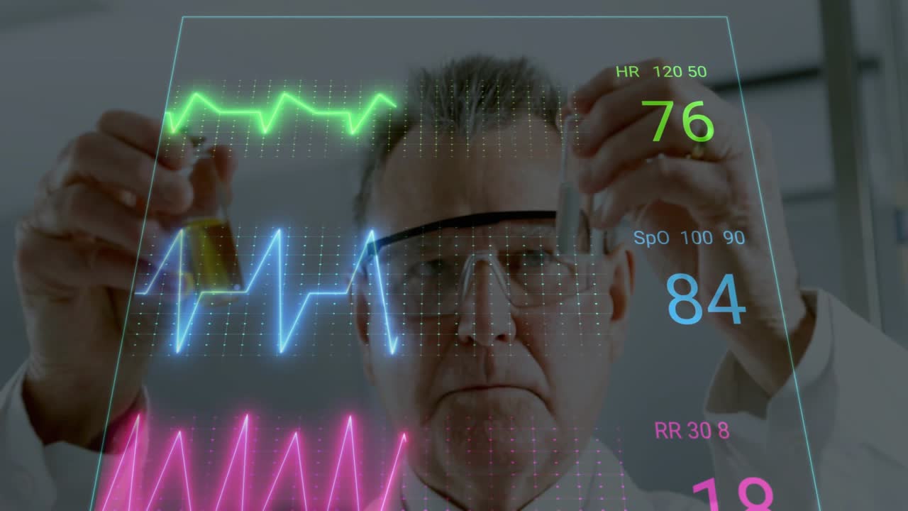Seniorforsker løfter hætteglas og sammenligner dem med medicinsk hologrampanel, mens vitale tegn opdateres