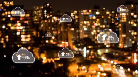animación de nubes digitales con un porcentaje que sube sobre el paisaje urbano