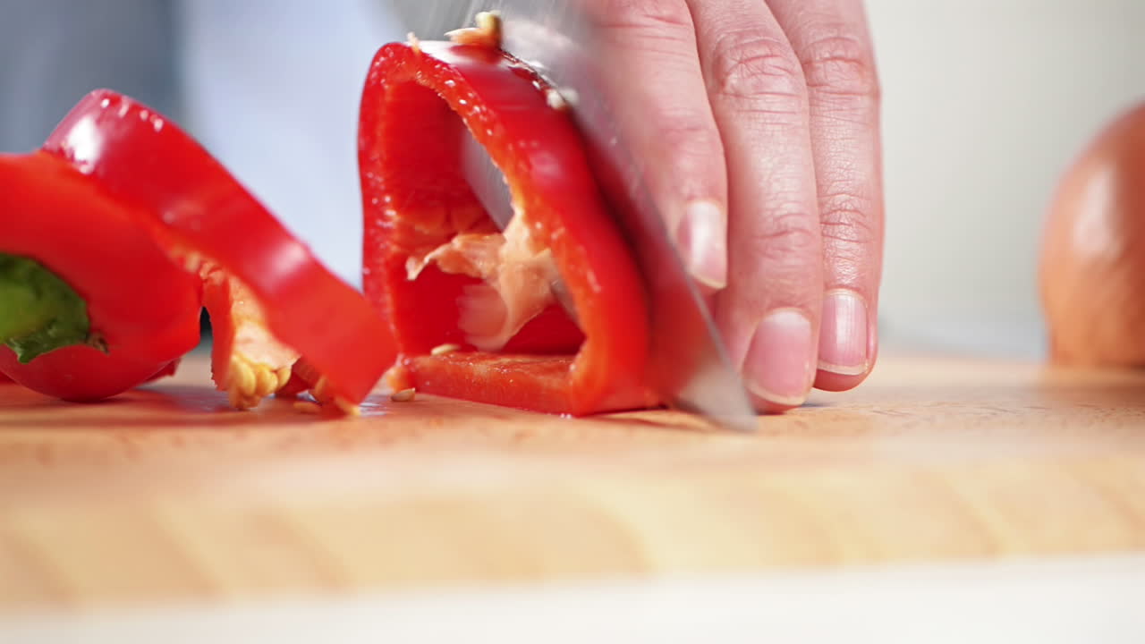 건강 한 균형 잡힌 식사 를 준비 하는 것