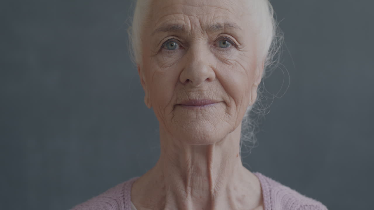 retrato de una mujer mayor