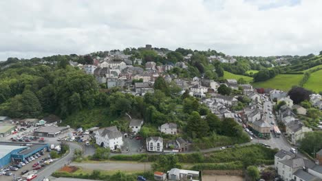 Picturesque-aerial-view-of-Launceston,-Cornwall