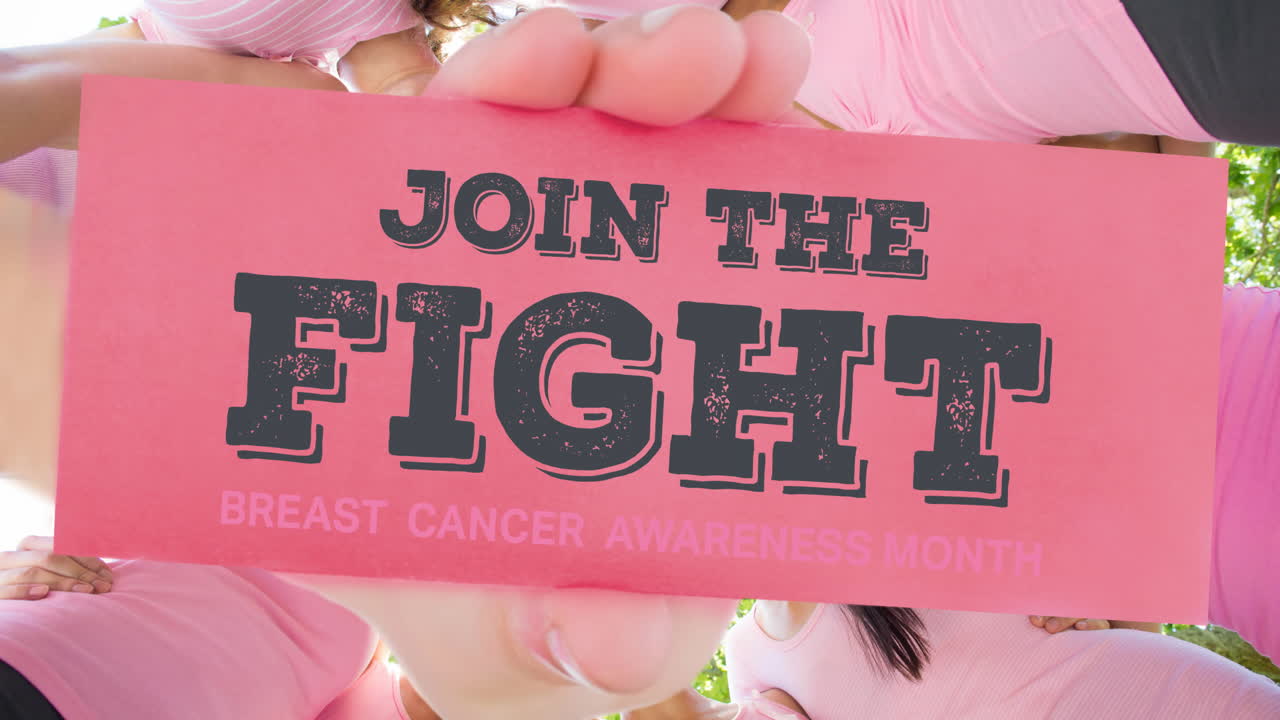 animación del texto sobre el cáncer de mama en fondo rosa