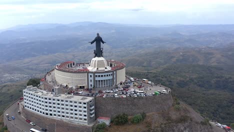aéreo: cristo rey, espiritual, guanajuato méxico, vista de drone