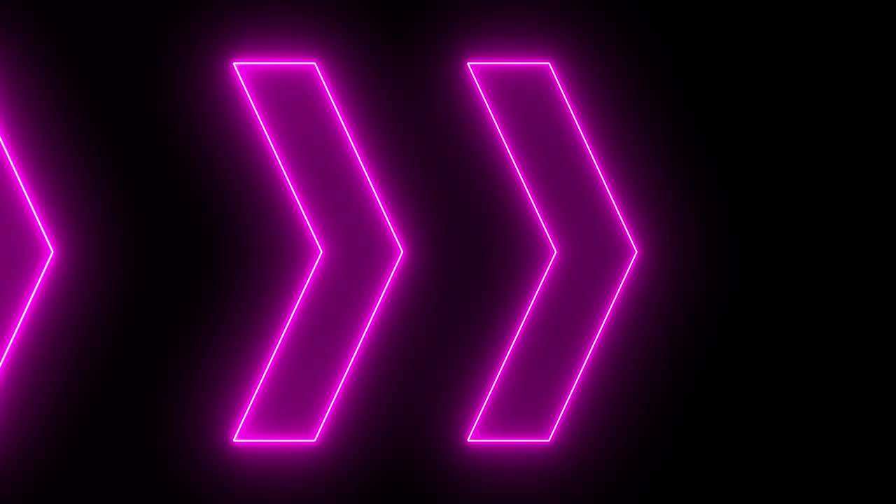 Animazione 4K di frecce viola luminose. Frecce viola in movimento verso destra, isolate su sfondo nero, in loop continuo.