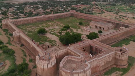 drone takes a cinematic shot of umarkot fort