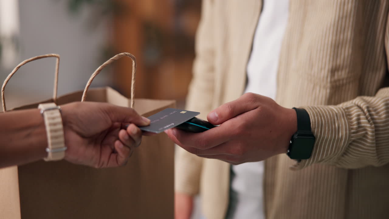 Contactless Payment with Credit Card