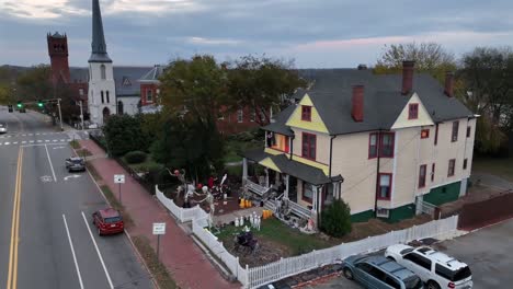 amazing halloween house decorations