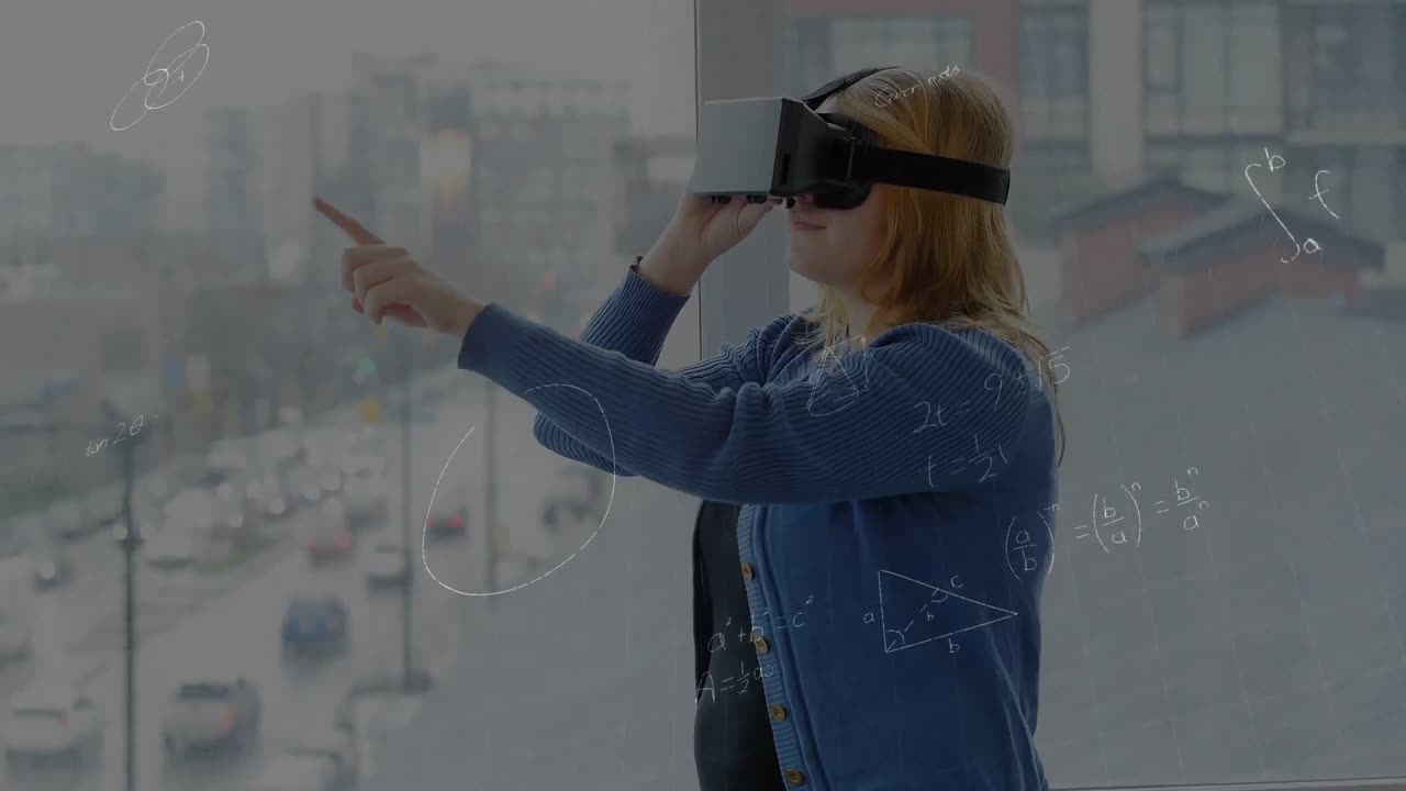 animación de dibujos matemáticos y ecuaciones sobre mujer usando auriculares vr