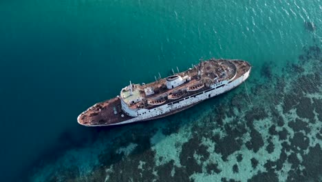 imágenes de drones del naufragio en arabia saudita jeddah - naufragio al fahad