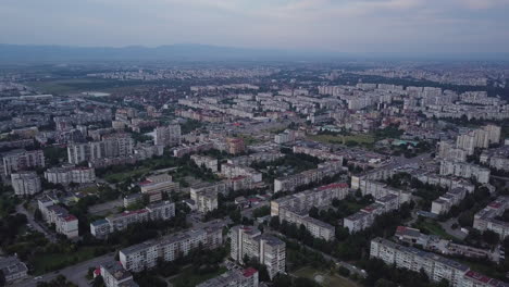 aerial view of neighborhood with many residential apartments