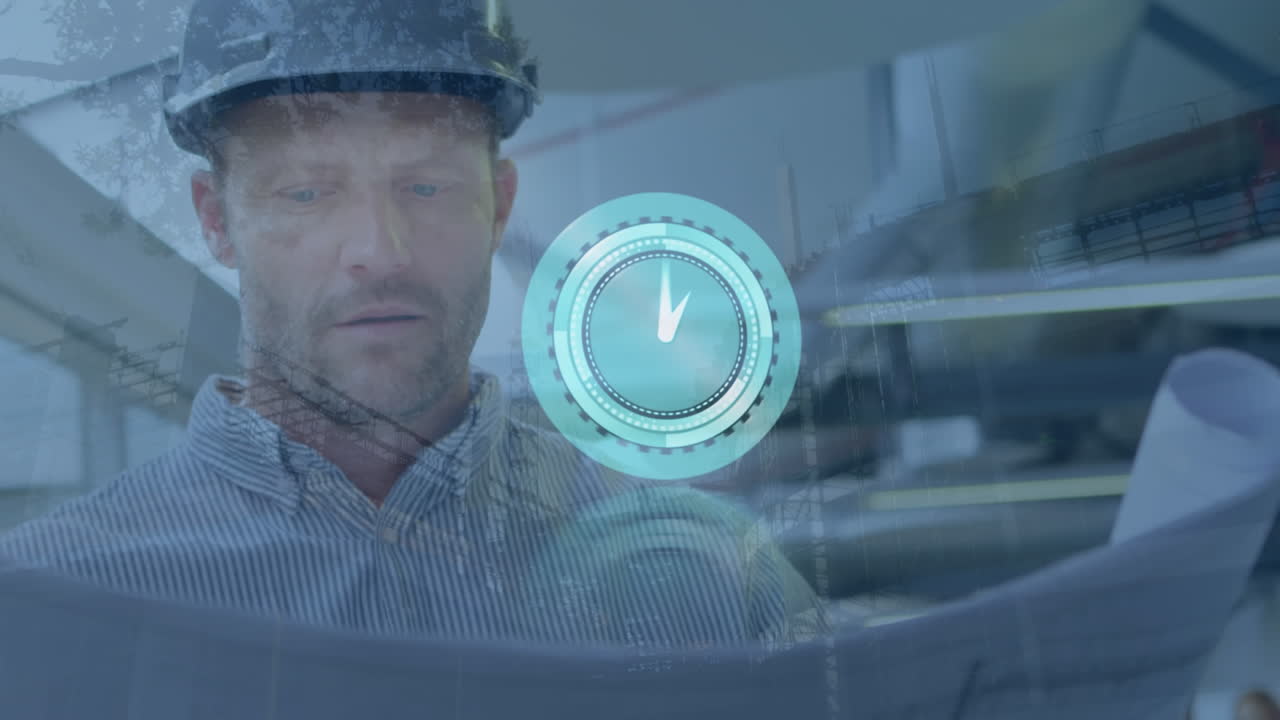 animación de reloj moviéndose sobre ingeniero caucásico con plan y sitio de construcción