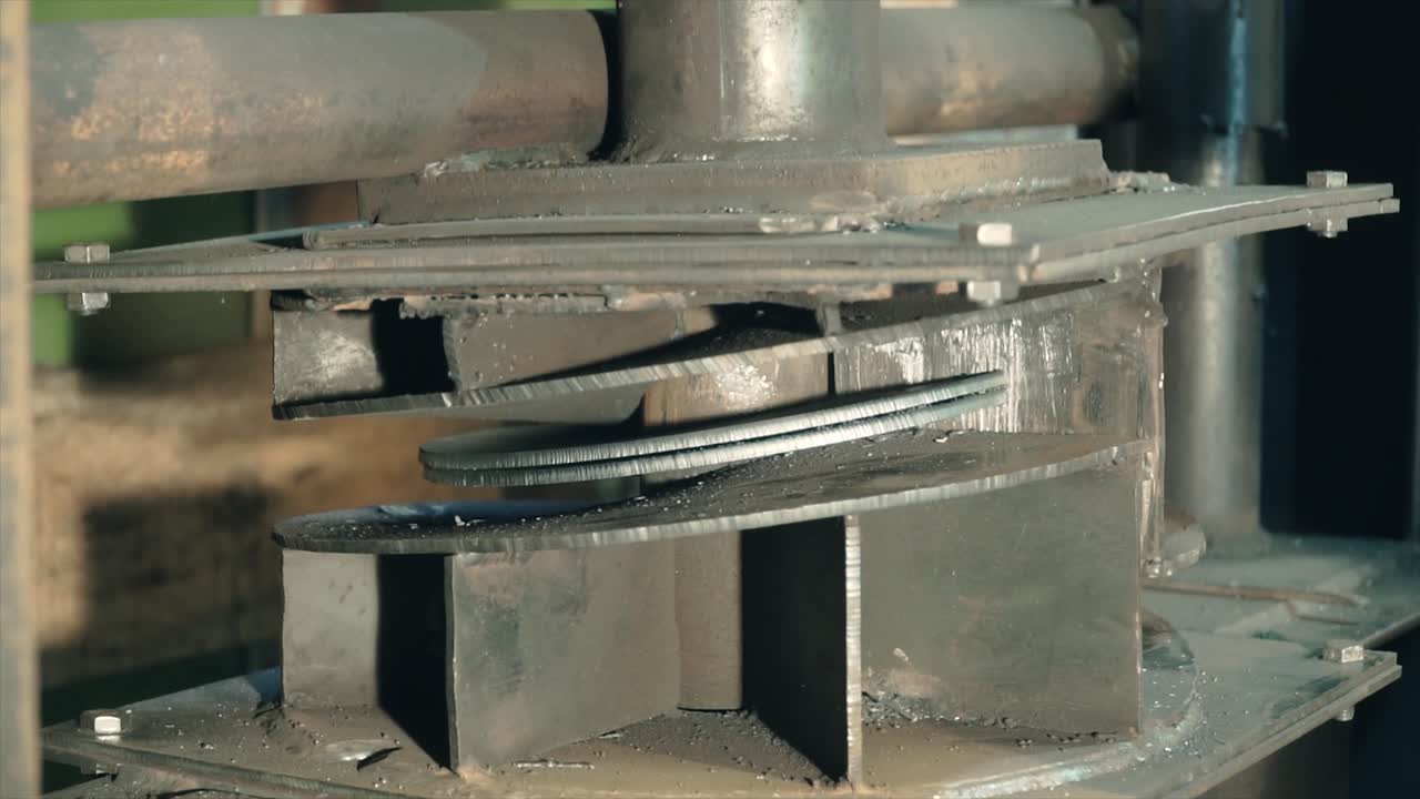 máquina industrial de prensado de metales