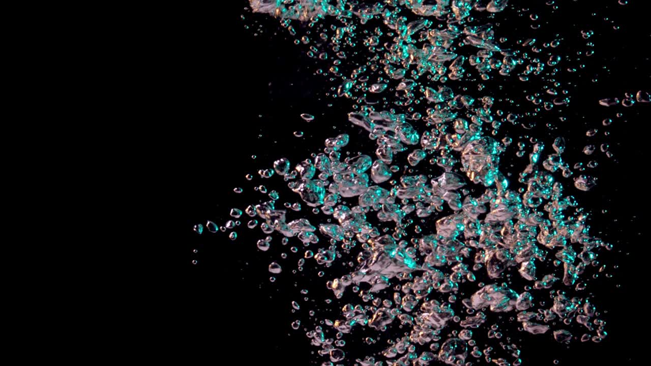 떠다니는 분홍색 거품