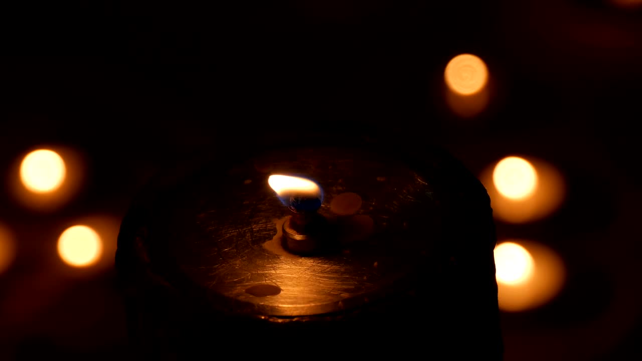 어 속에서 큰 철 방화 불