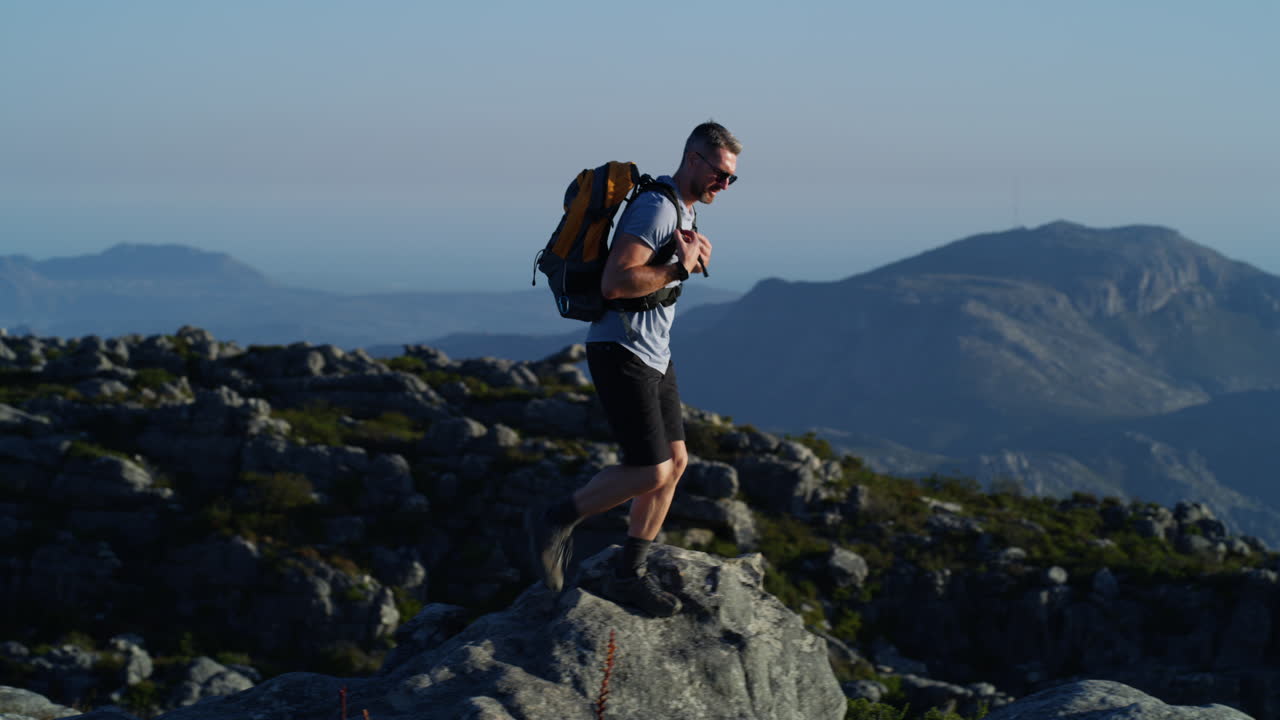 el mejor remedio es una larga caminata.