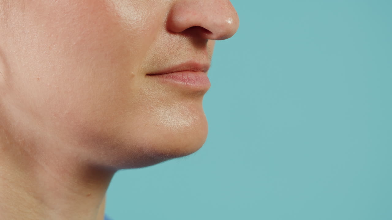 mujer en teléfono vintage