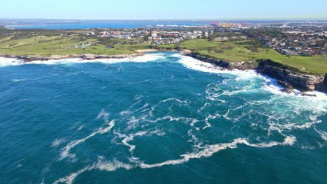 Panoramablick-Auf-Die-östlichen-Vororte-In-Der-Nähe-Der-Küste-Von-Little-Bay-Im-Bundesstaat-New-South-Wales,-Australien