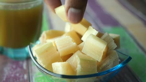 fresh sugarcane juice