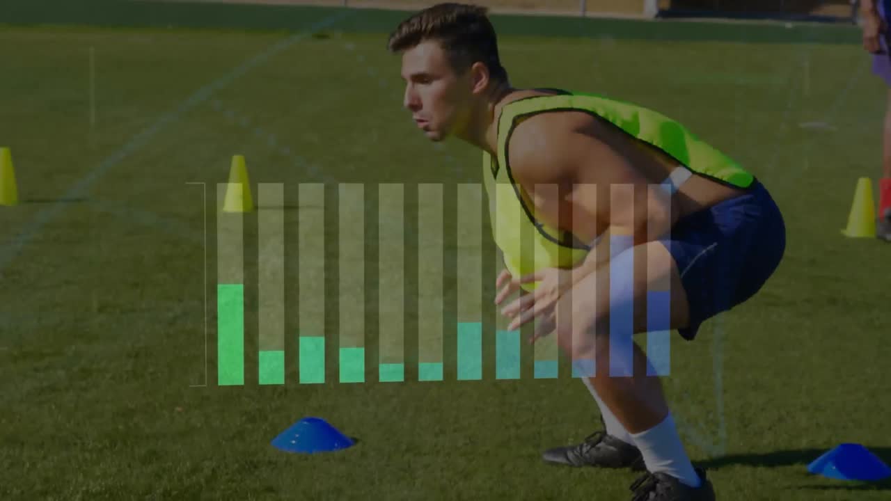 피치에 있는 백인 축구 선수에 대한 데이터 처리 애니메이션