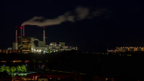 Lapso-De-Tiempo-De-La-Moderna-Planta-De-Conversión-De-Residuos-En-Energía-De-Copenhague-Por-La-Noche