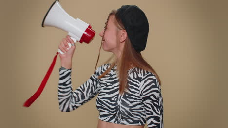 Pretty-girl-loudly-scream-in-megaphone-loudspeaker-announces-advertisement-discounts-sale-Hurry-up