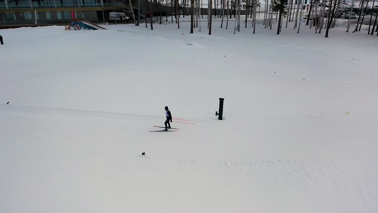 눈 인 풍경에서 크로스컨트리 스키 대회