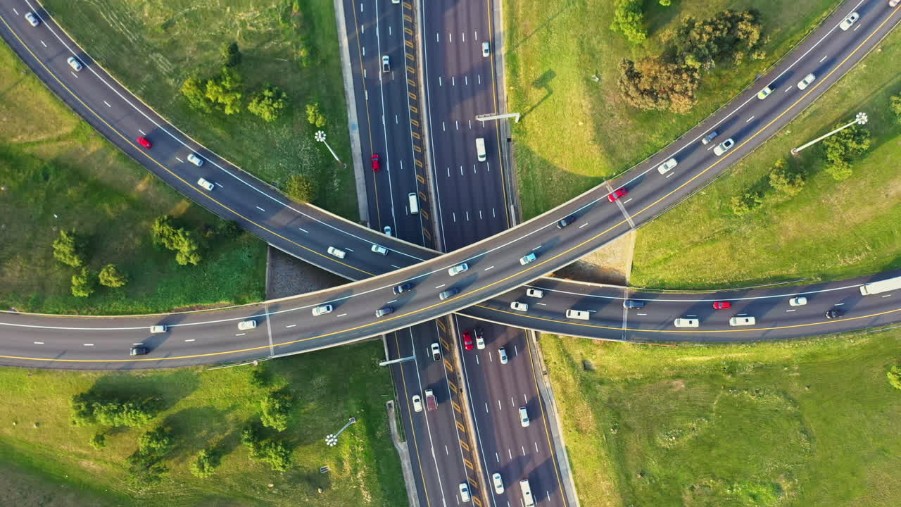 a에서 b로 가기 위해 서두르고 있습니다.