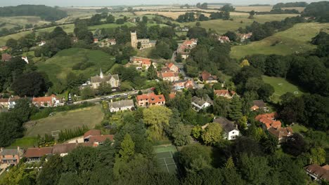 pueblo inglés de lincolnshire wolds tealby vista aérea verano