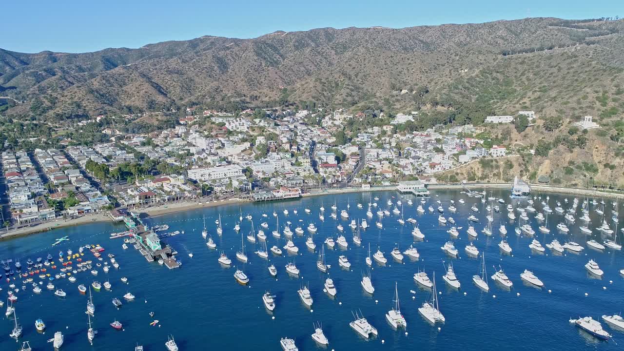 isla catalina puerto azul océano y playas tropicales vista desde drone