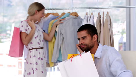 Man-being-annoyed-by-his-girlfriend