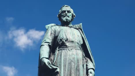 jaques marquette statue en bronze sur l'île de makinac