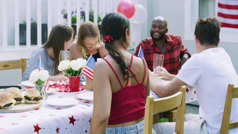 Estoy-Disfrutando-Esta-Celebración