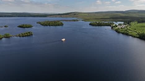 lough derg, condado de donegal, irlanda, junio de 2023