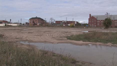 tiro panorámico sobre el área de revitalización en detroit, michigan, ee.uu.