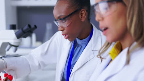ciencias médicas, trabajo en equipo y laboratorio