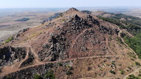 Hiking-Trail-On-The-Oldest-Mountains-Of-Macin-In-Tulcea-County,-Dobrogea,-Romania