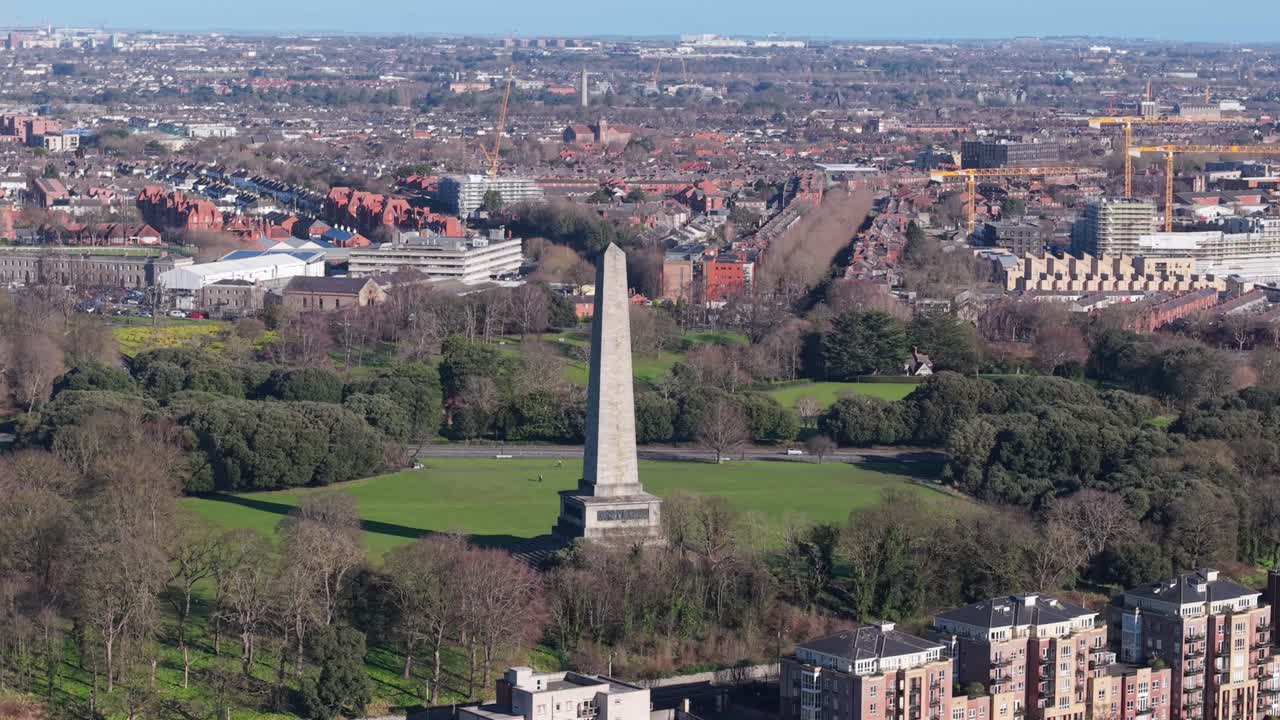 The wellington monument in phoenix park, dublin, on a clear day , aerial view